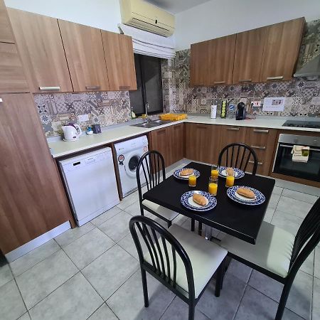 Spacious Seafront Apt Next To Sliema-Valeta Ferry Kültér fotó