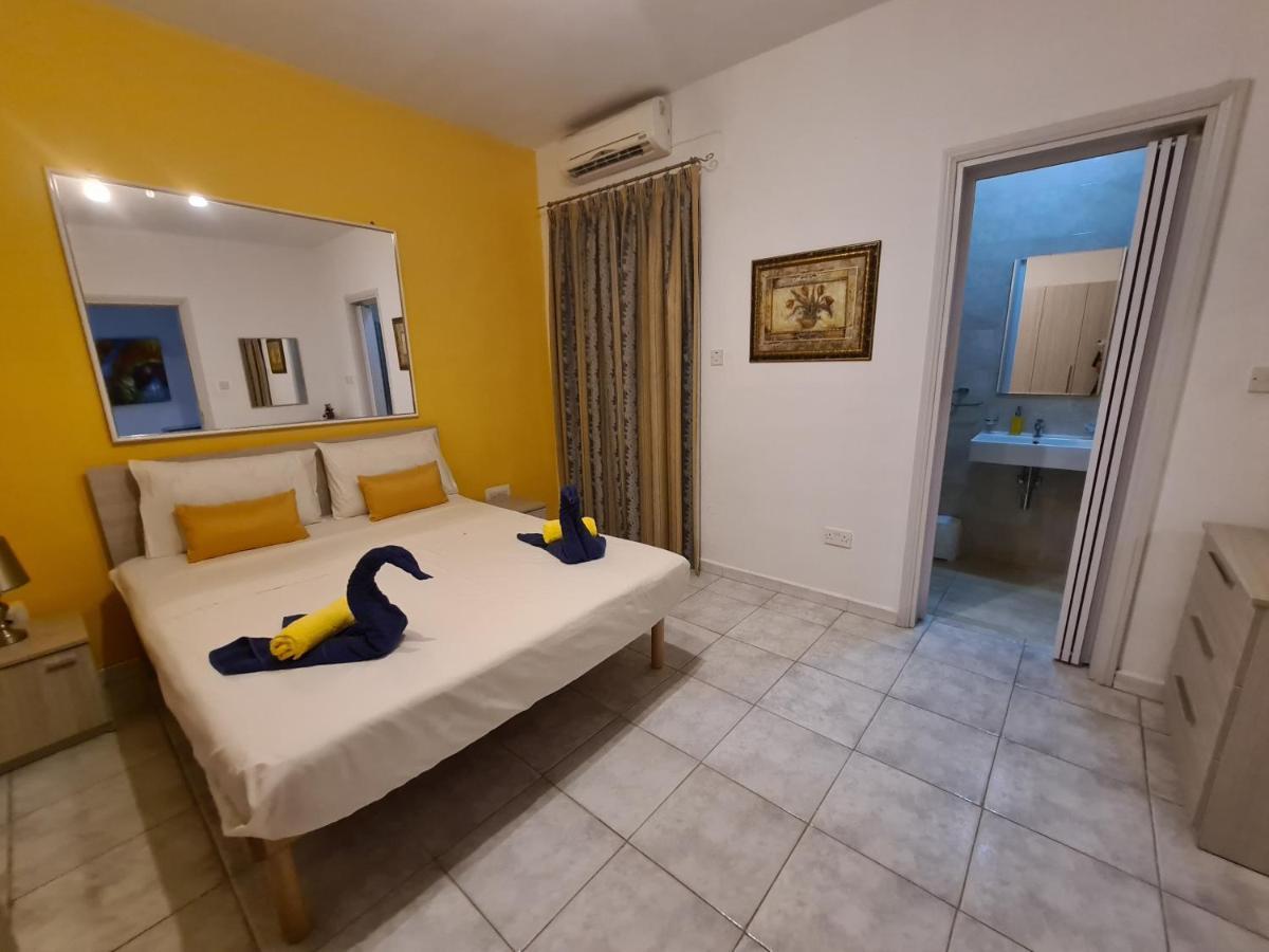 Spacious Seafront Apt Next To Sliema-Valeta Ferry Kültér fotó