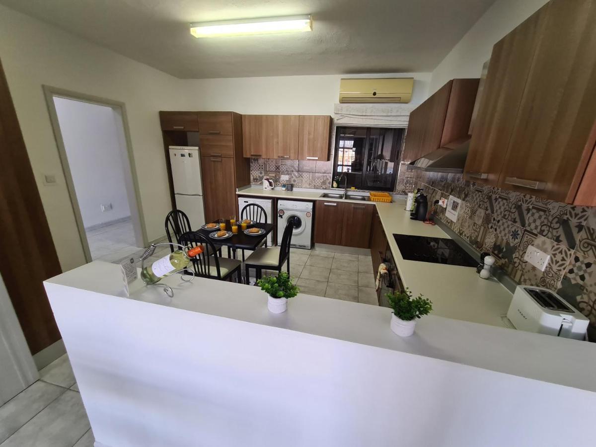 Spacious Seafront Apt Next To Sliema-Valeta Ferry Kültér fotó